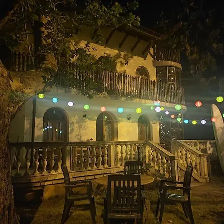 Bed & Breakfast White House - Ex Tesz