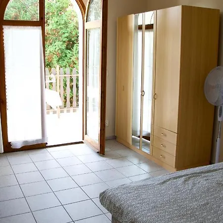 Bed & Breakfast White House - Ex Tesz *