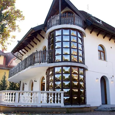 White House - Ex Tesz Bed & Breakfast *